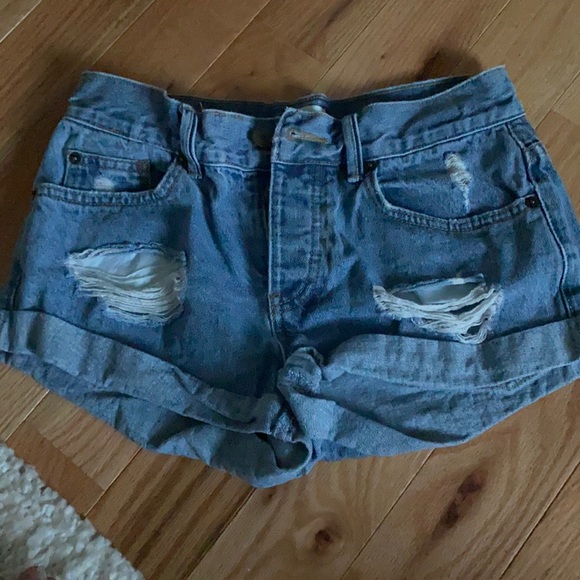 lulus jean shorts! - Picture 1 of 3